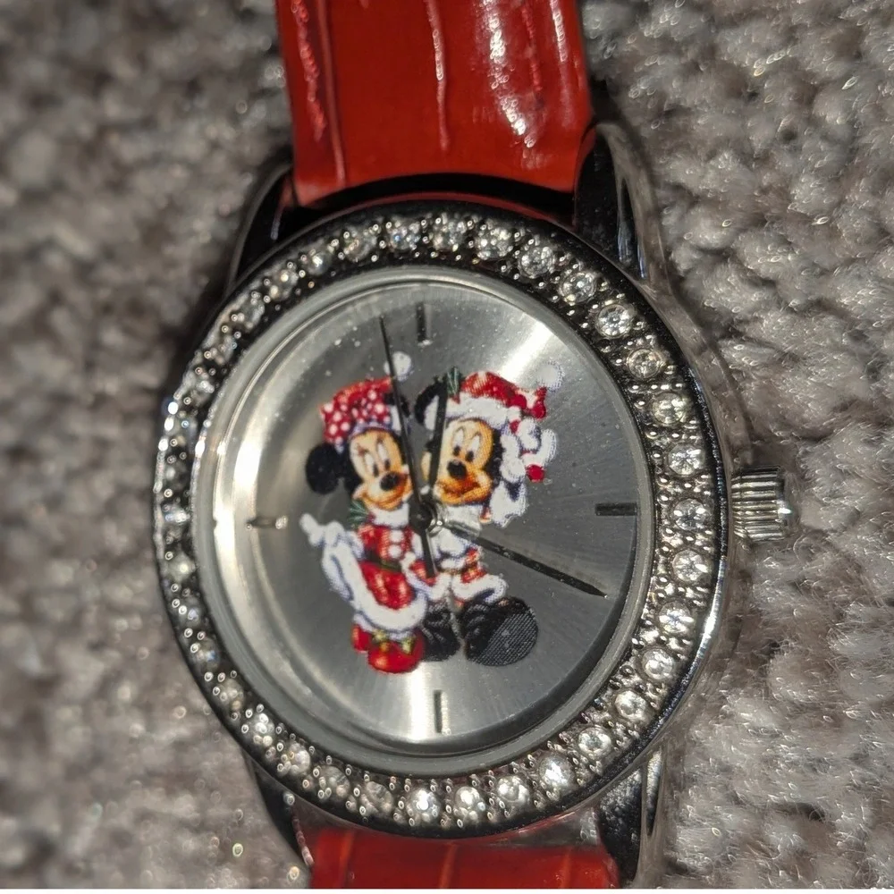 Disney Parks Mickey Minnie Christmas Watch Red Leather Crystal Bezel Japan‎ Movt